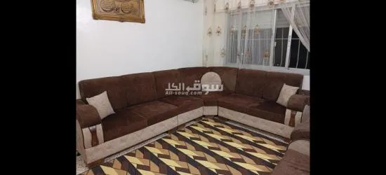 طقم زاوية مع صندوق امتعة